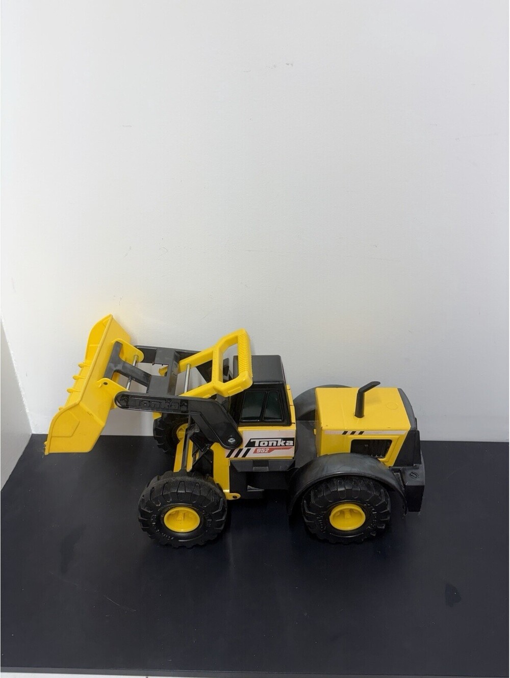 Tonka - Steel Classics Front Loader 952 - Steel & Plastic - Works Great